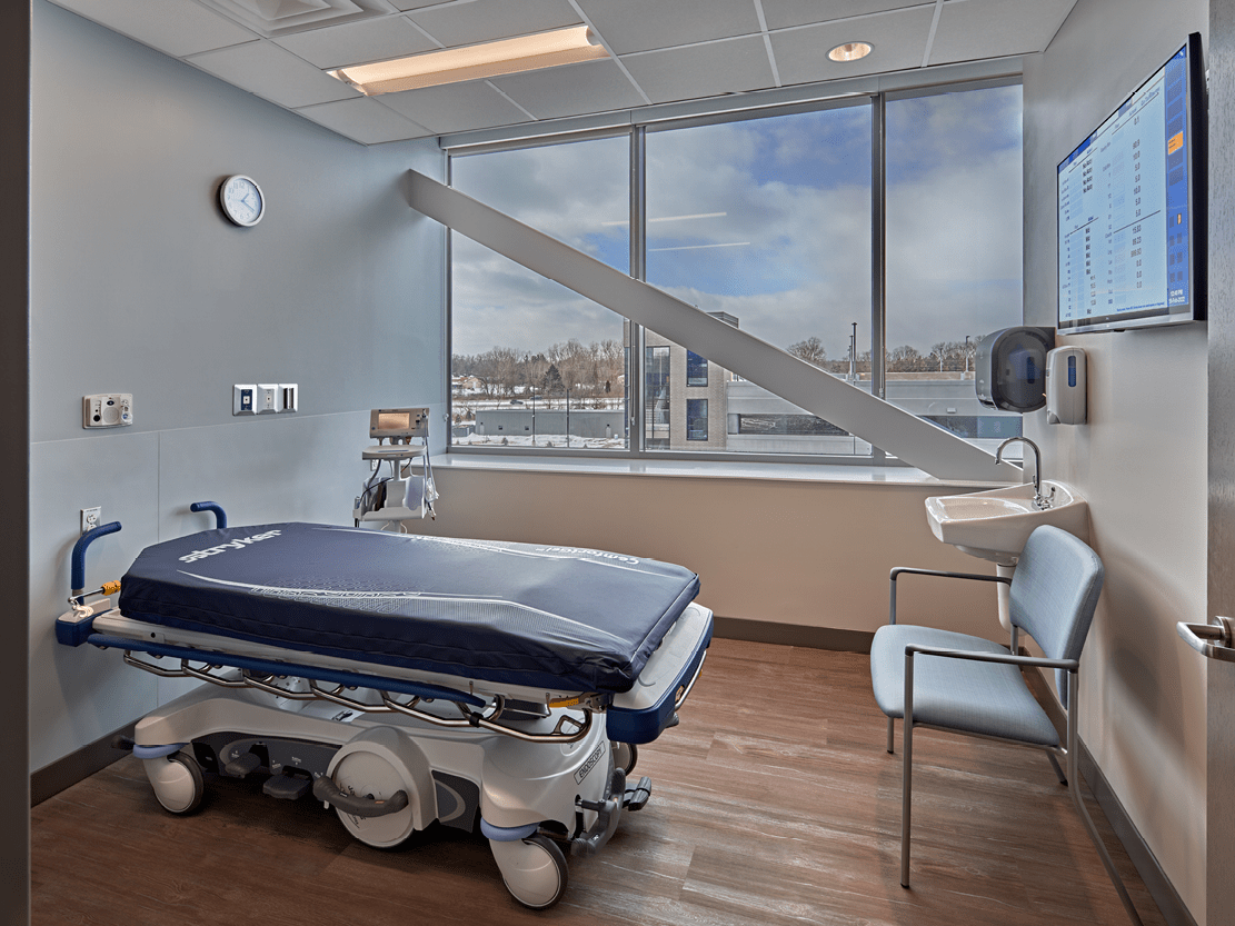 Healthcare Construction - McLaren Medical Services Building and Karmanos Institute