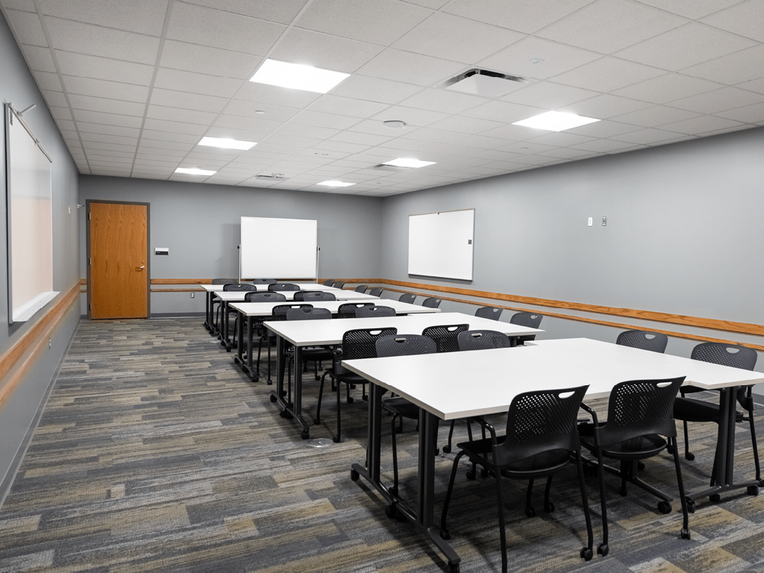 Higher Education Construction - Ferris State University Alumni Building Renovation - Conference Room