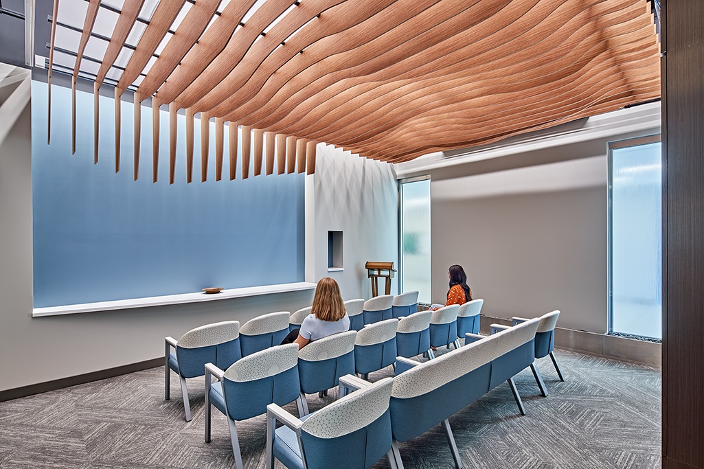 McLaren Greater Lansing Medical Services Building and Karmanos Cancer Center wins ESD Award