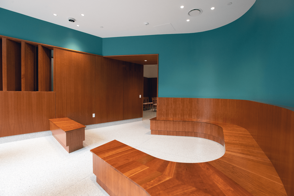 Granger Construction - St. Mary Mercy Hospital - Livonia - Michigan - Modern Worship Space - 002